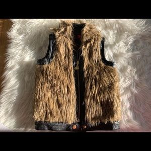 Kids Betsey Johnson Faux Fur Vest 3T